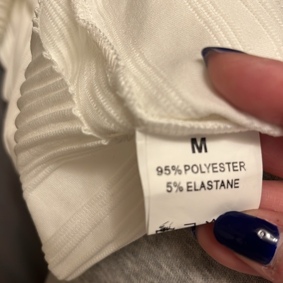 White Textured long sleeves (Amazon) - Picture 2 of 3